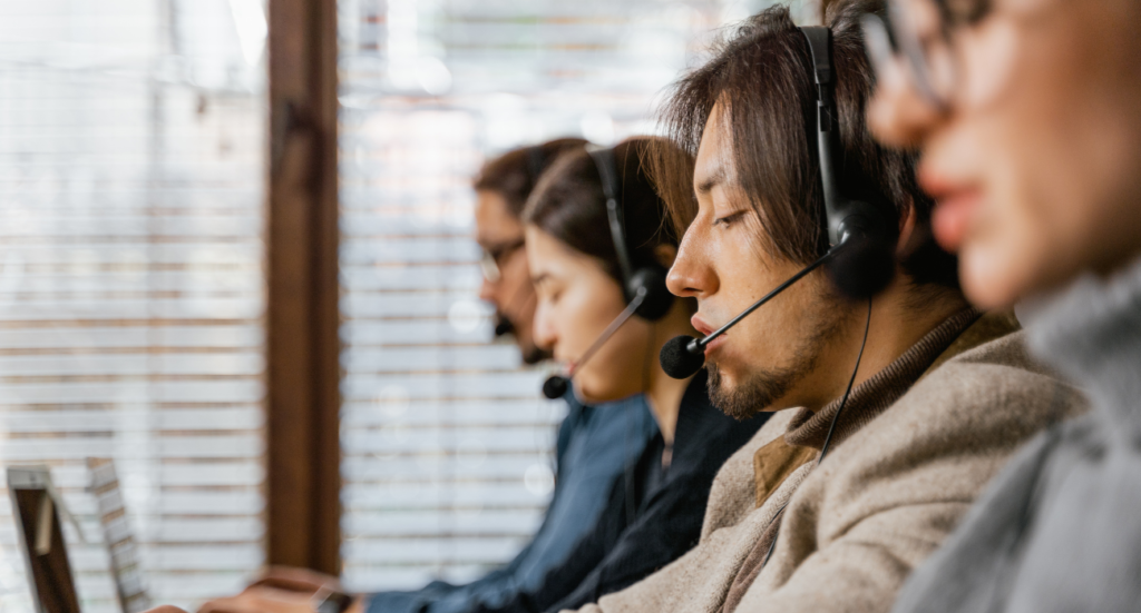 How to Choose the Best Call Center Solutions in Dubai for Your Business 1 Untitled design 8